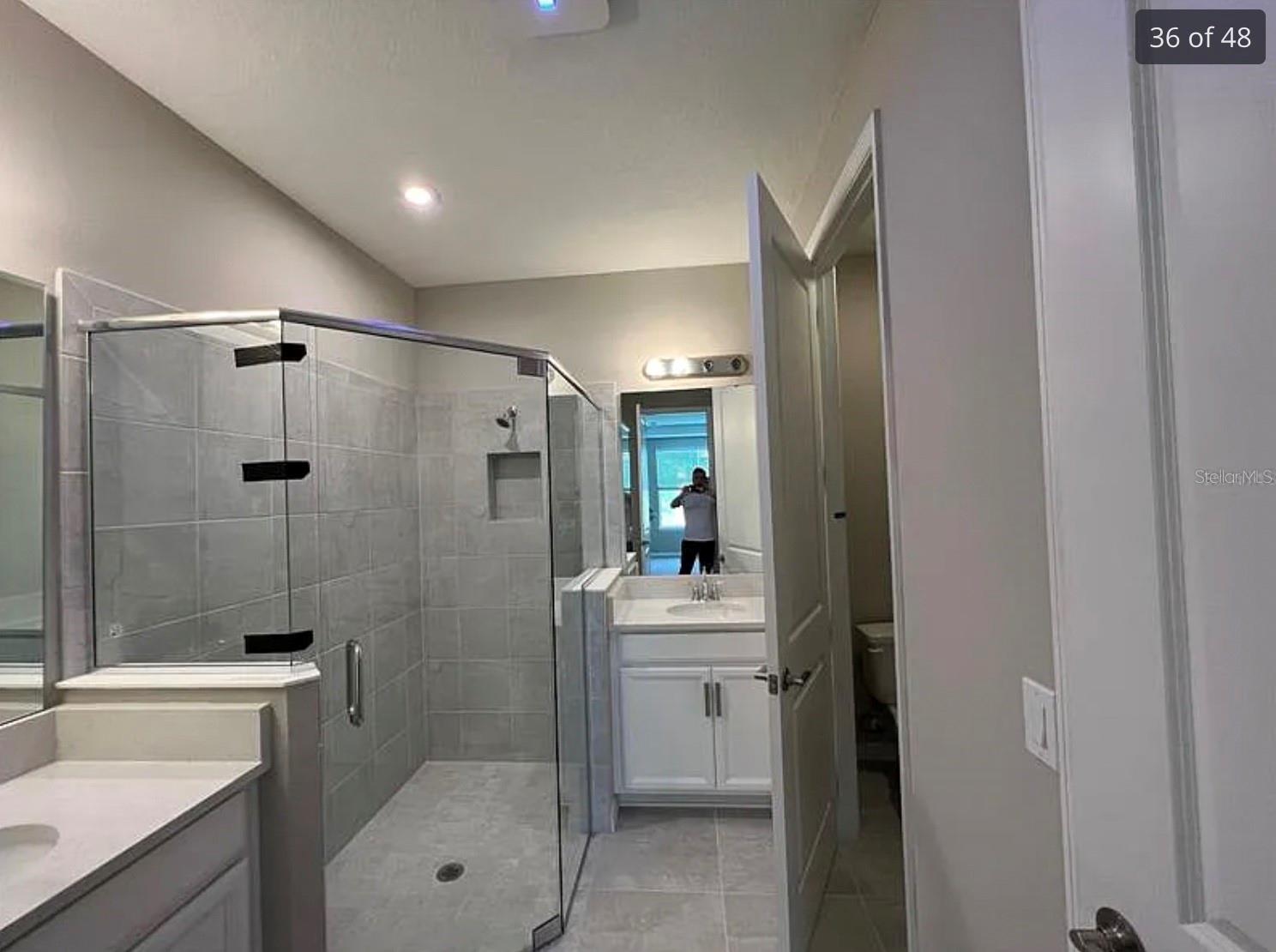 LANDINGS AT HAWKS CREST - Residential Lease