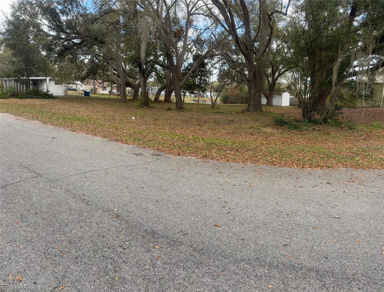 CLEARWATER LAKE ESTATES - Land