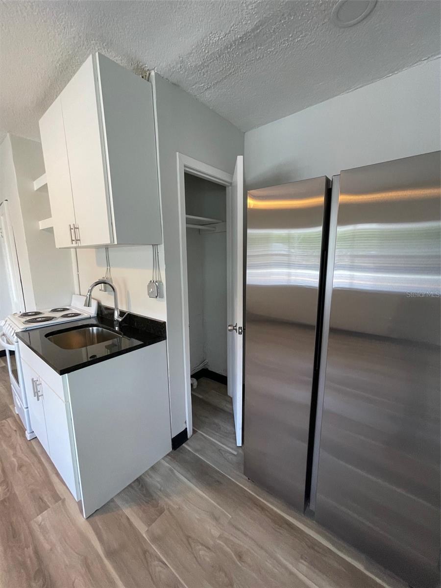 PLACID LAKE - Residential Lease