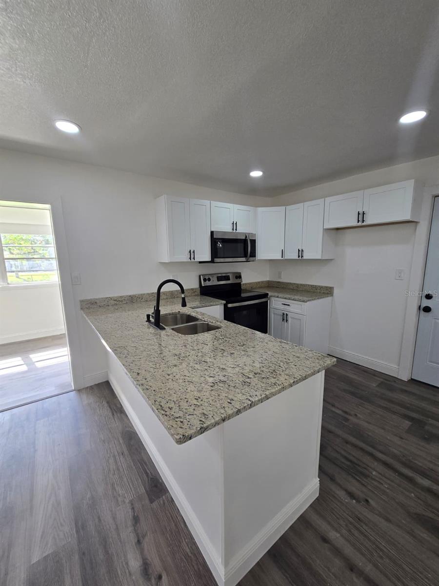 PINE HILLS MANOR 05 - Residential