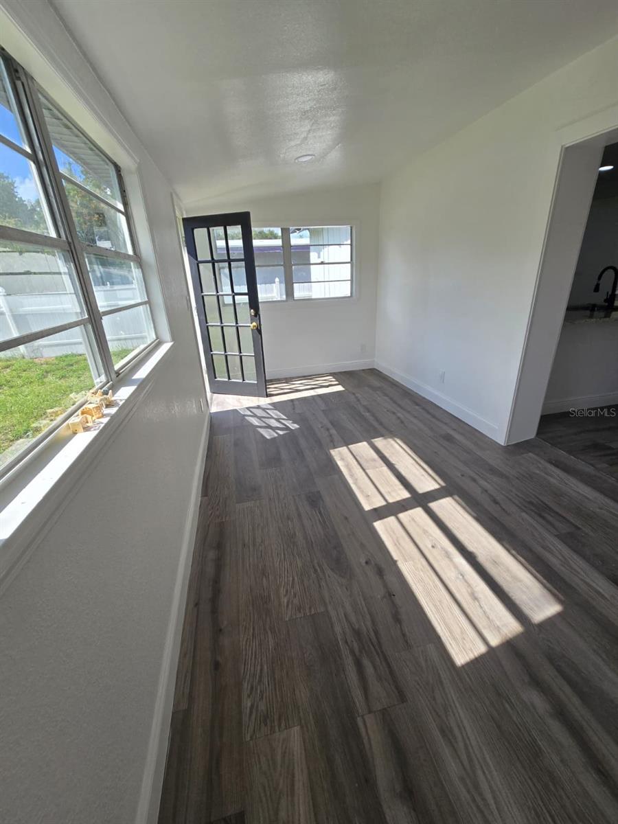 PINE HILLS MANOR 05 - Residential