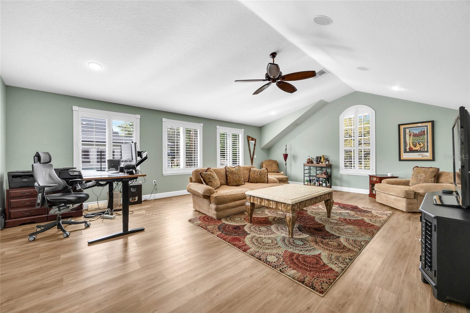 BAY HILL COVE - Residential