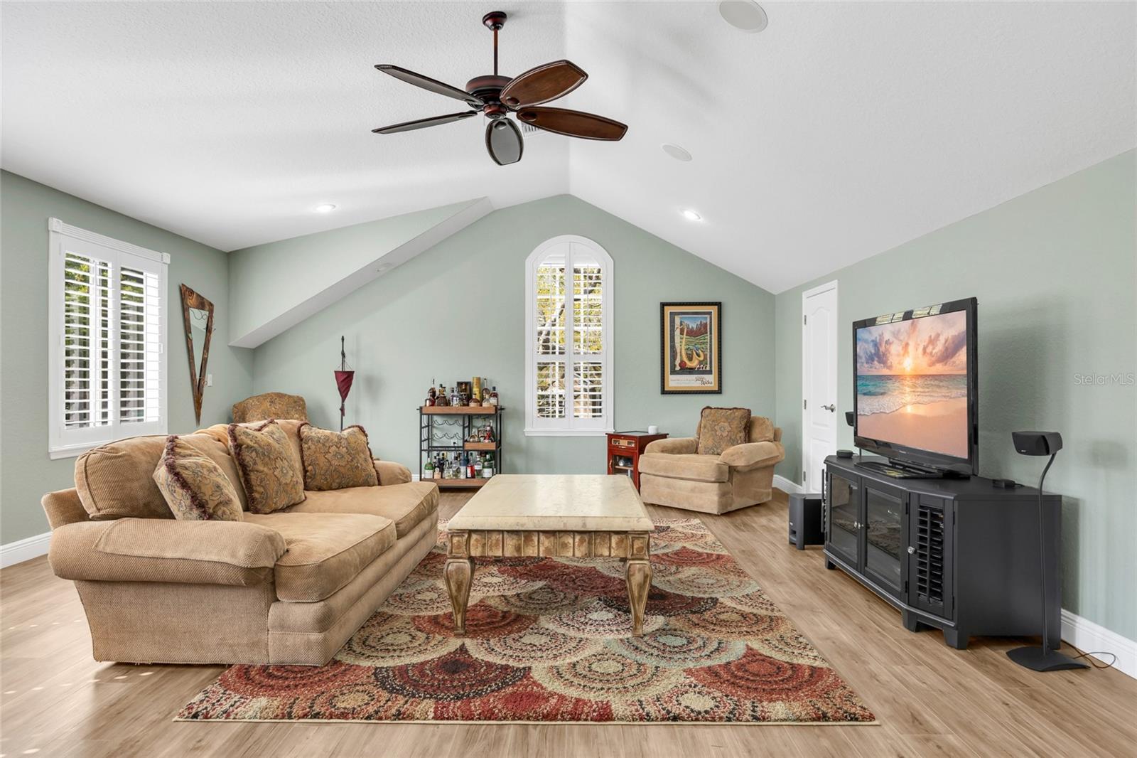 BAY HILL COVE - Residential