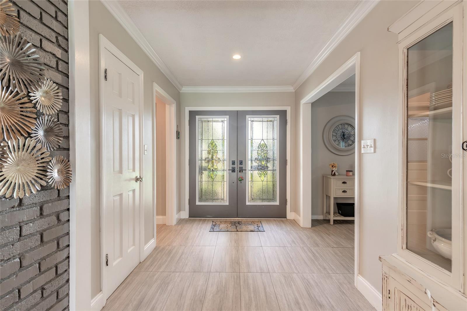 UNDEROAKS - Residential