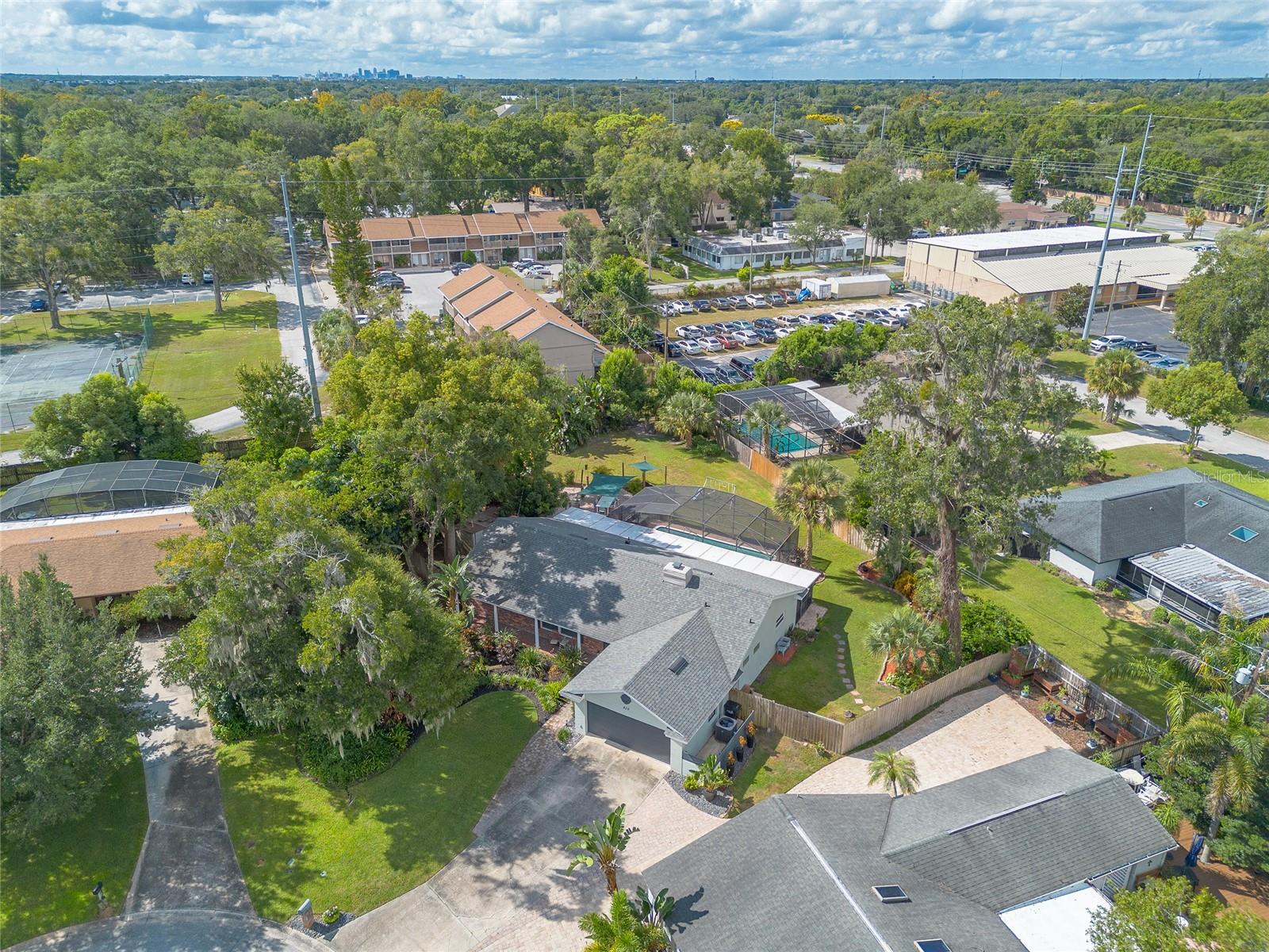UNDEROAKS - Residential