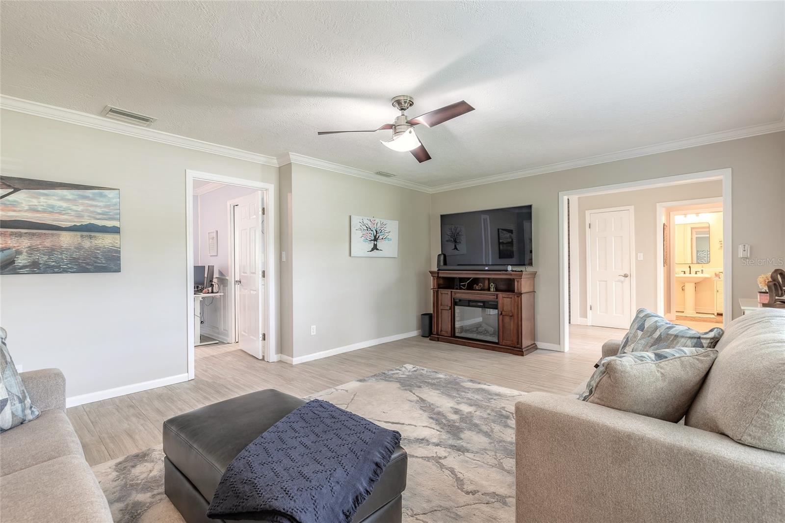 UNDEROAKS - Residential