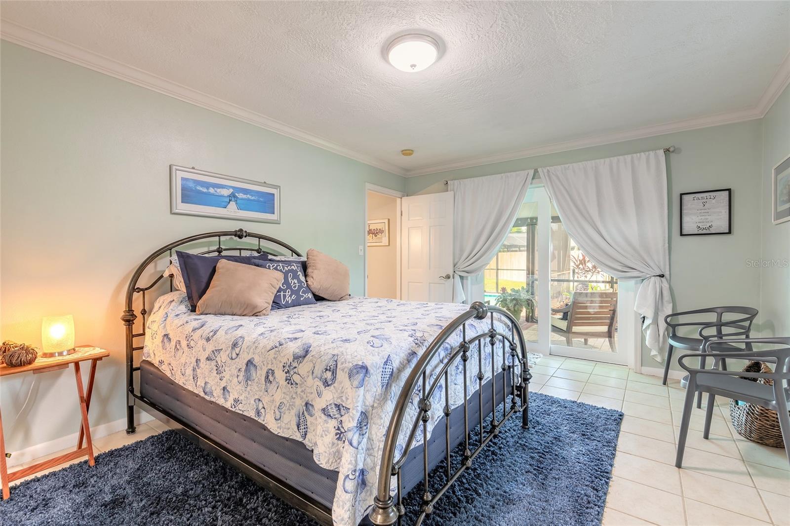 UNDEROAKS - Residential