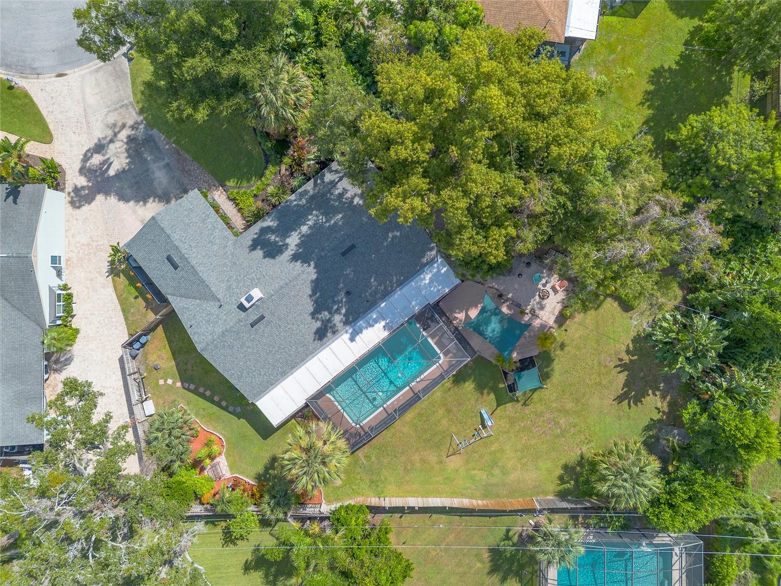 UNDEROAKS - Residential