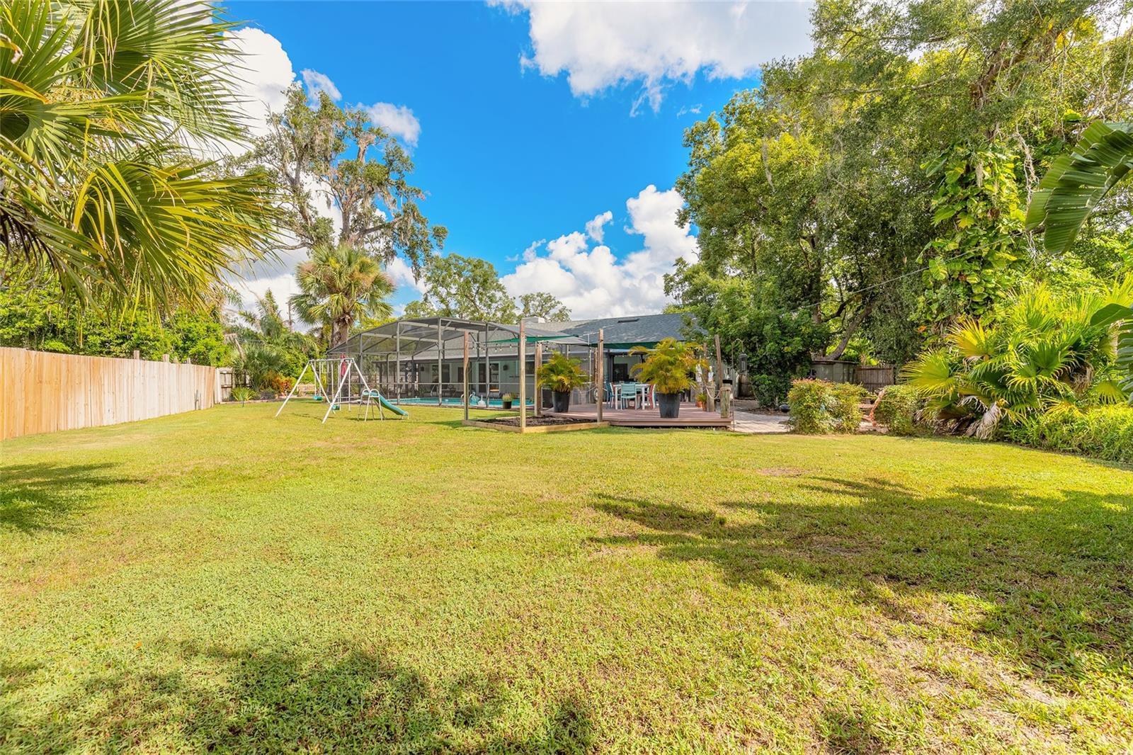 UNDEROAKS - Residential