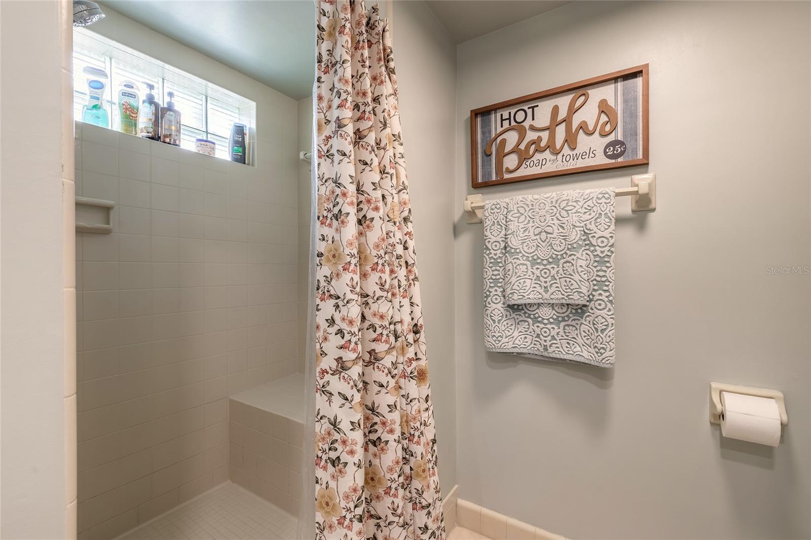 UNDEROAKS - Residential