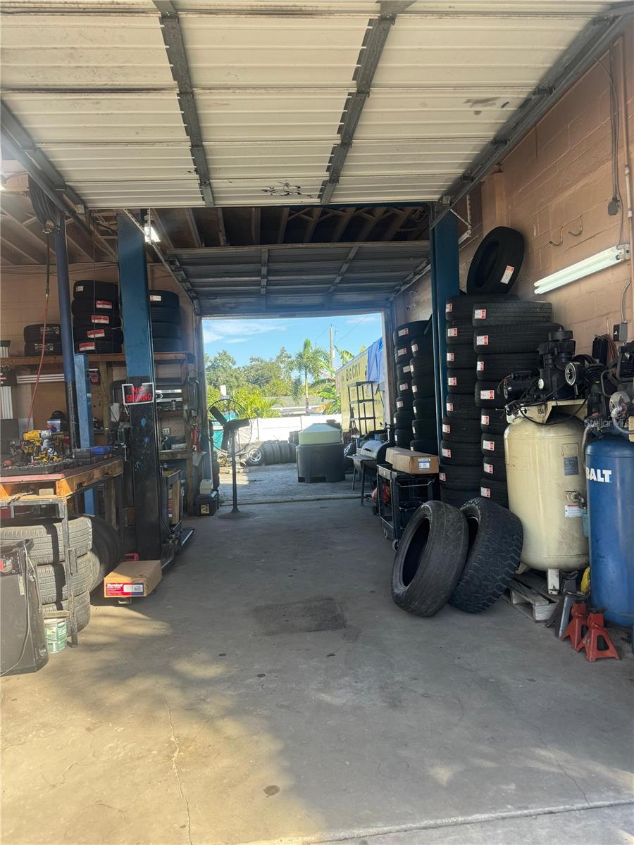 TAMIAMI FLORIDA PARK - Business Opportunity