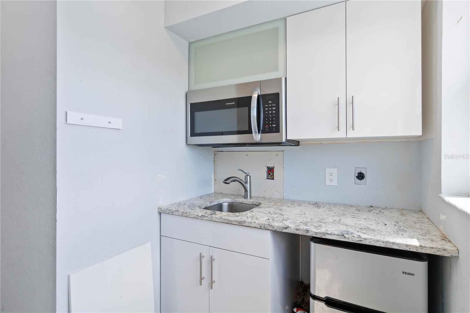 PORT CHARLOTTE SUB 03 - Commercial Sale