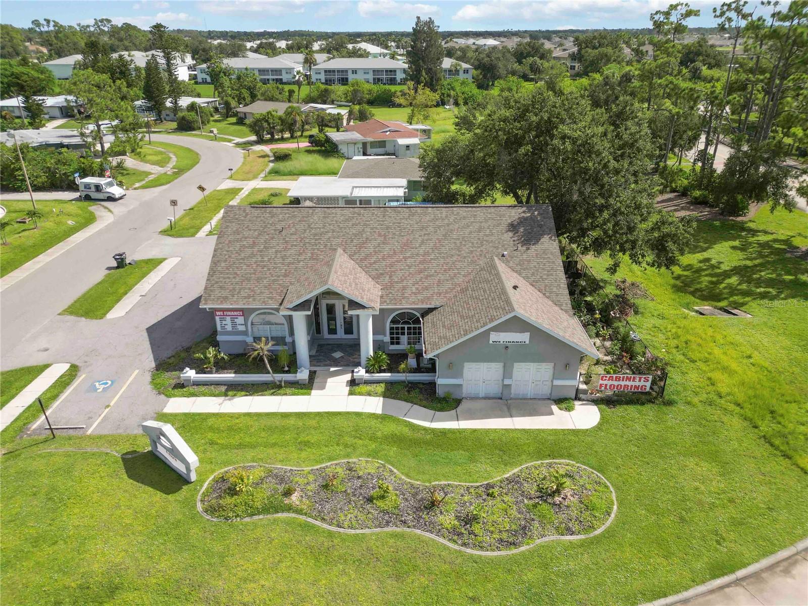 PORT CHARLOTTE SUB 03 - Commercial Sale