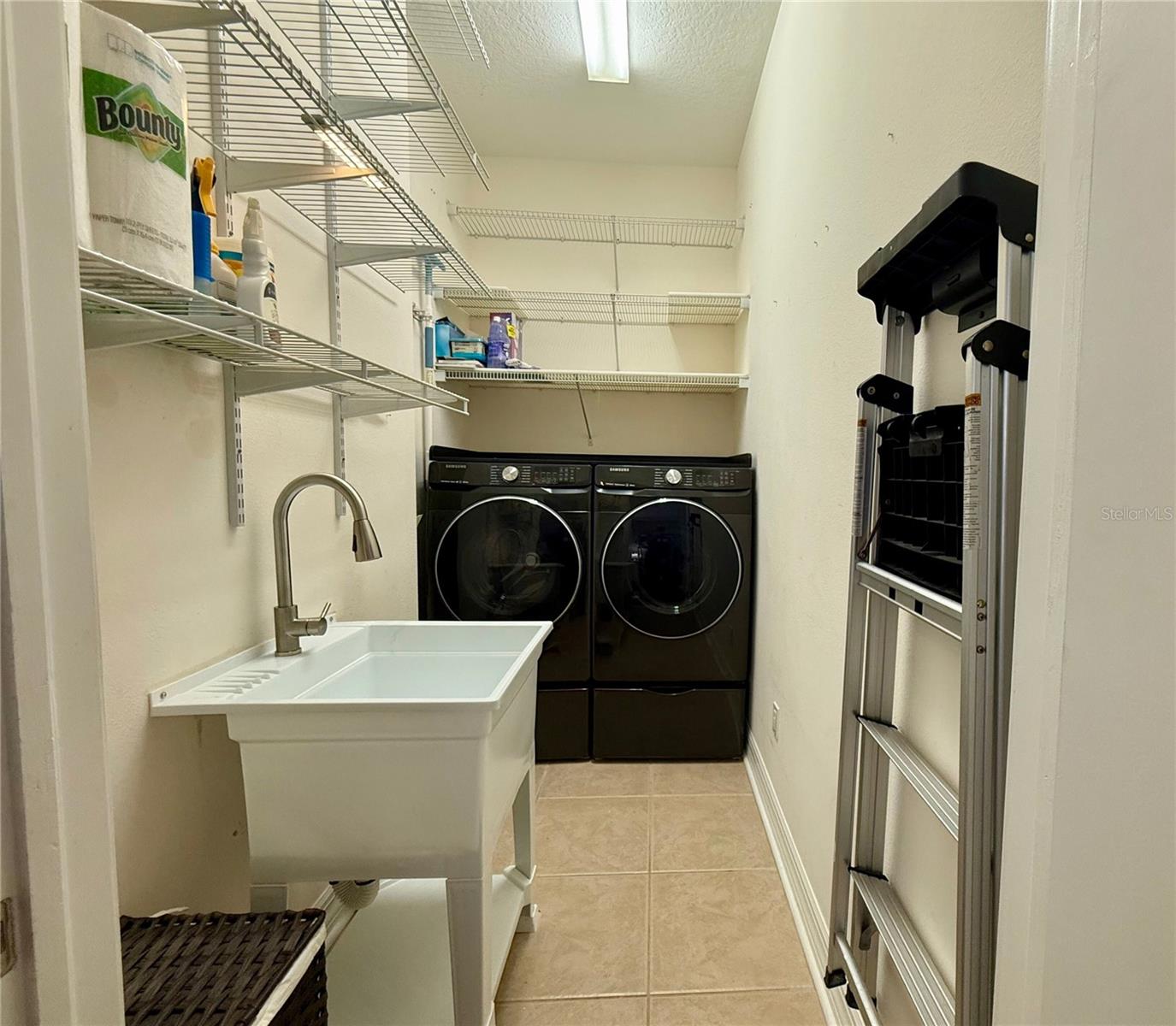 BRISA DEL MAR TOWNHOMES - Residential