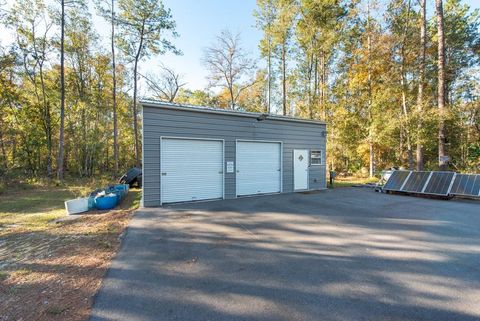 A home in BROOKSVILLE