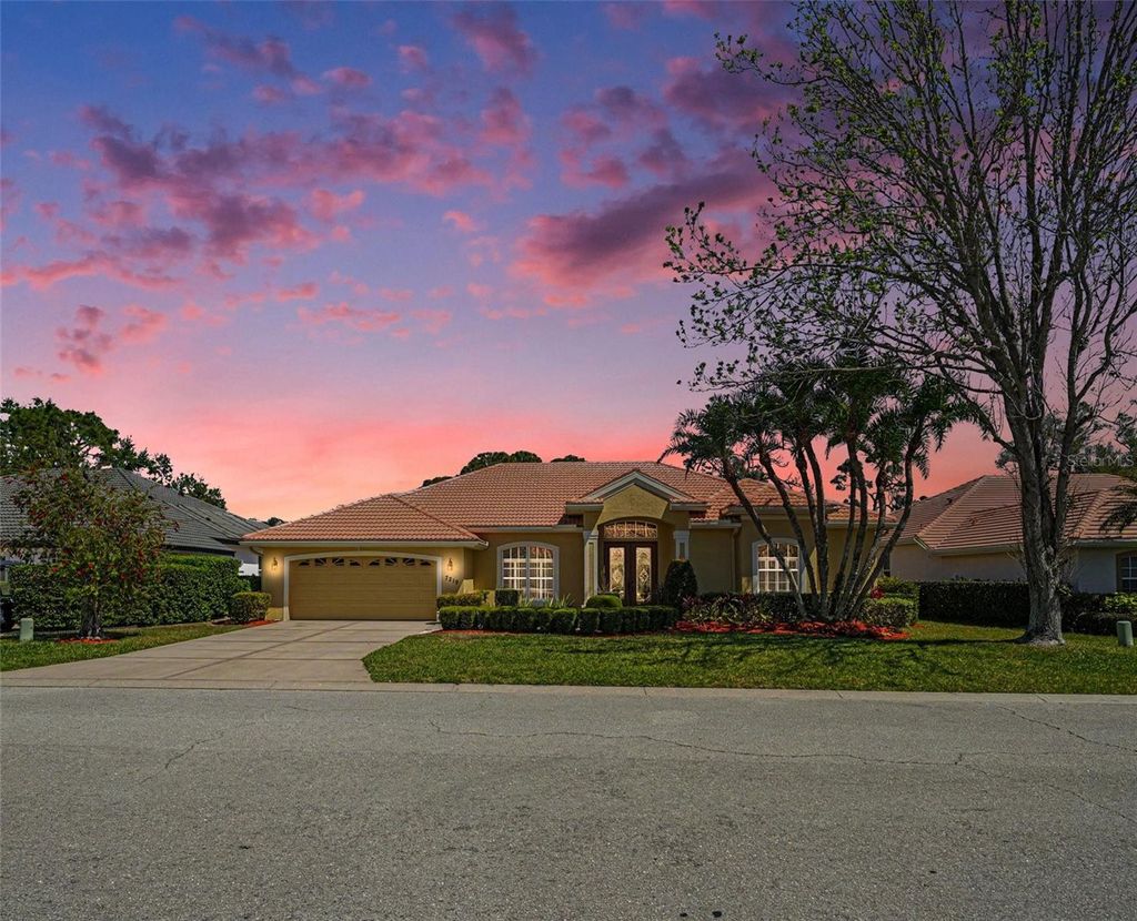 Photo of 7219 Coachlight Street, Sarasota, FL 34243 (MLS # TB8497612)