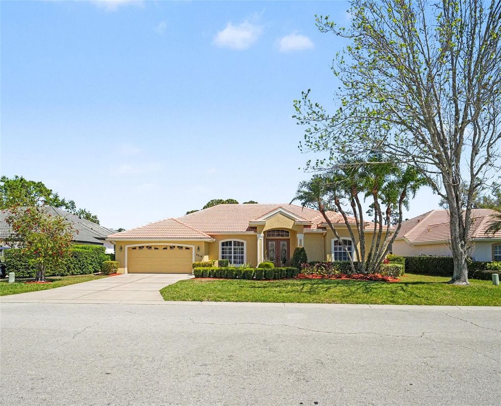Photo of 7219 Coachlight Street, Sarasota, FL 34243 (MLS # TB8497612)