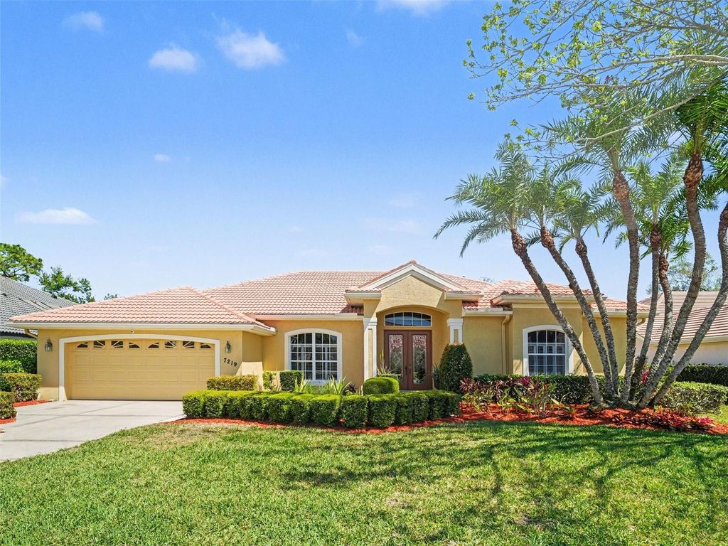Photo of 7219 Coachlight Street, Sarasota, FL 34243 (MLS # TB8497612)
