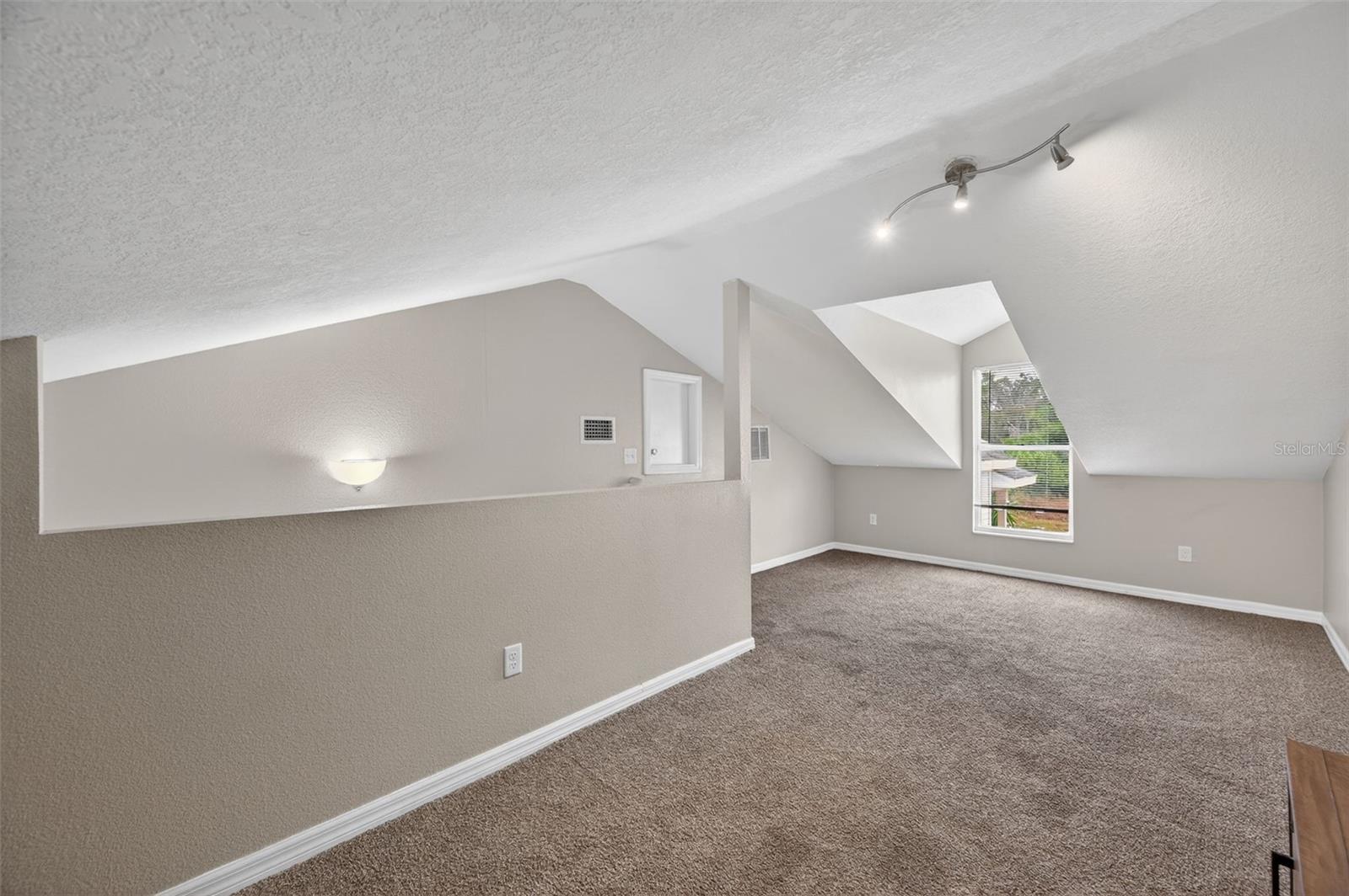 SPOONER PRESERVE - Residential