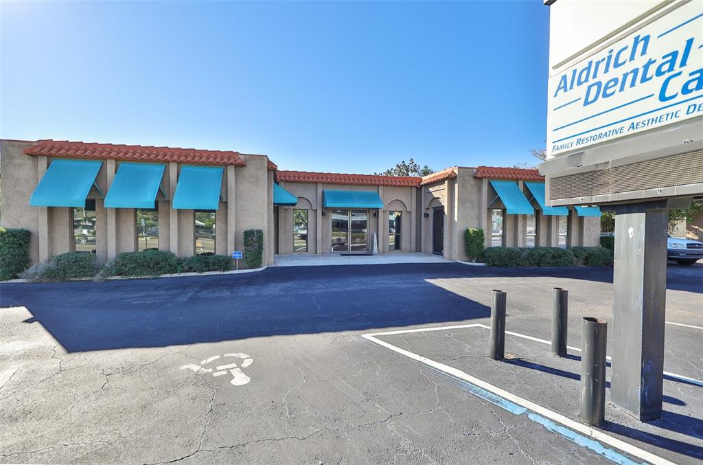 KENILWORTH - Commercial Sale