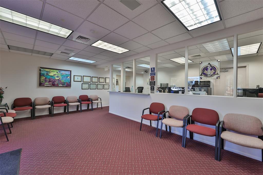 KENILWORTH - Commercial Sale