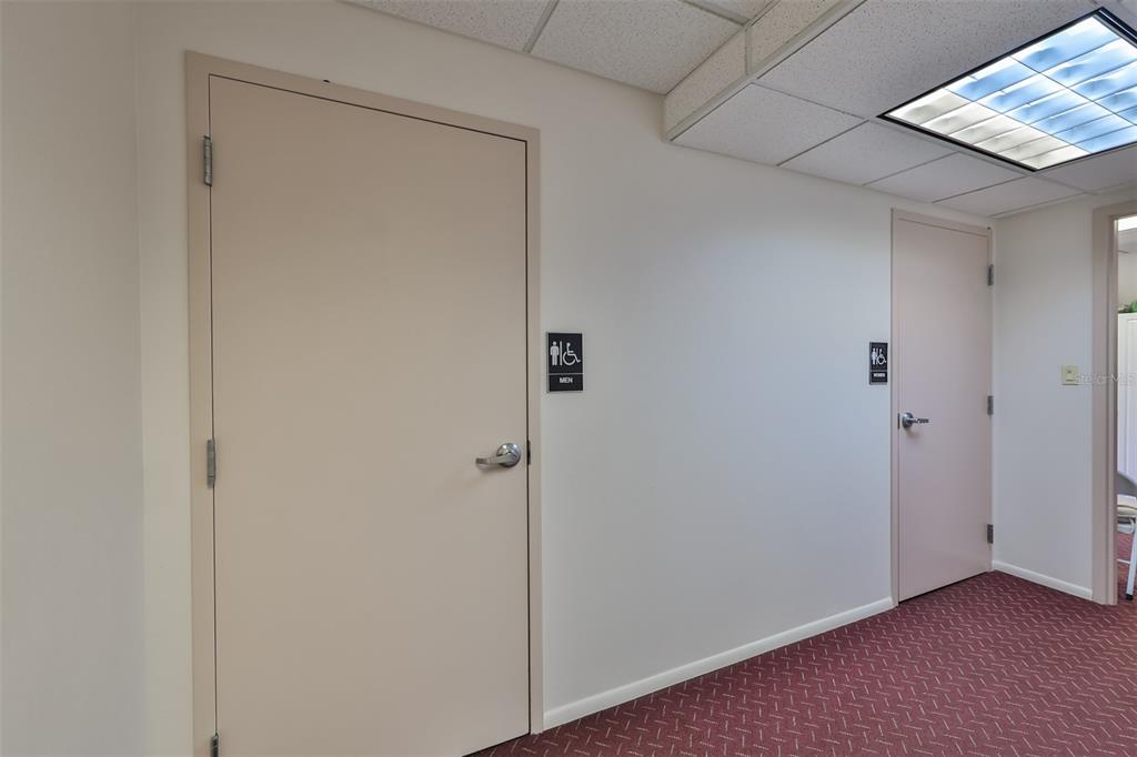 KENILWORTH - Commercial Sale