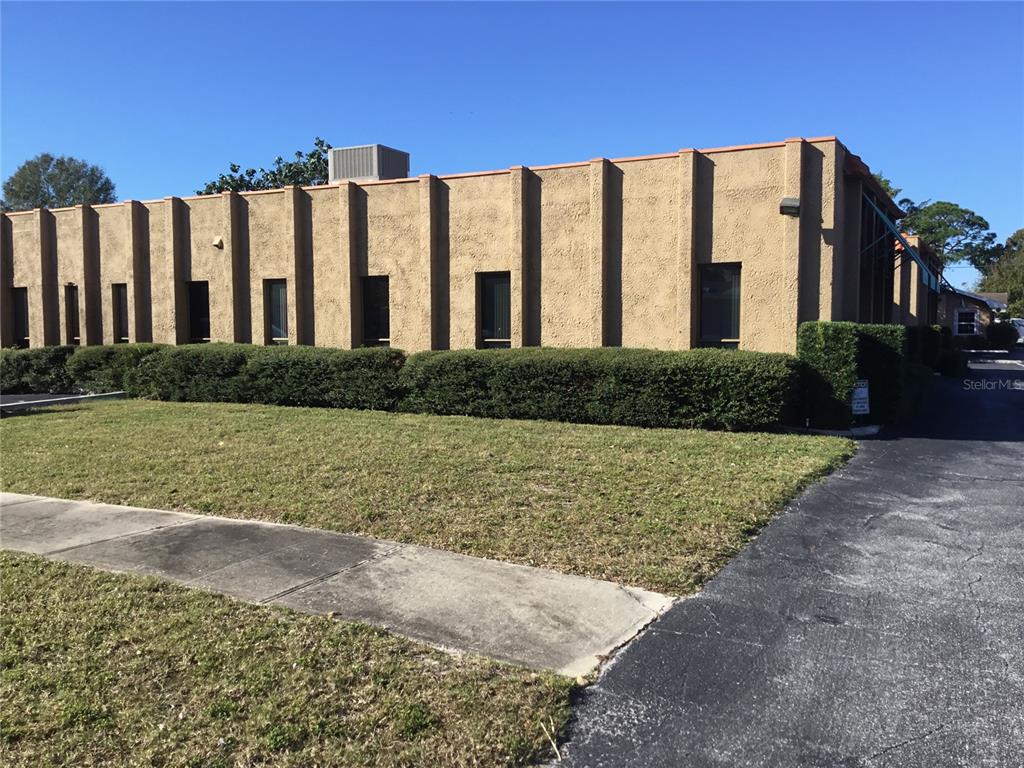 KENILWORTH - Commercial Sale