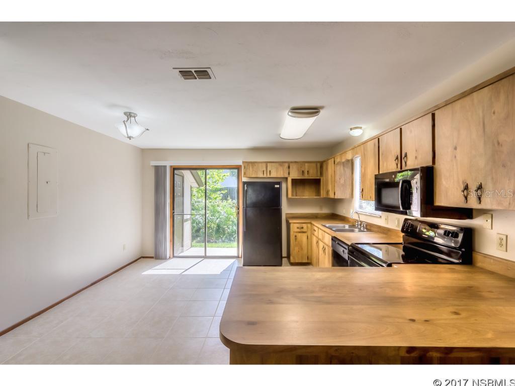 Florida Shores 01 - Residential Income