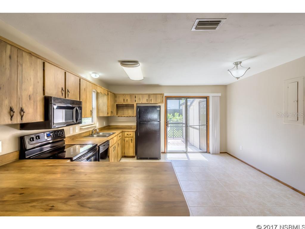 Florida Shores 01 - Residential Income