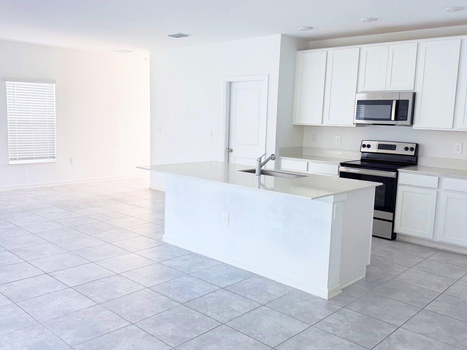 CASCADES PH IA & IB - Residential Lease