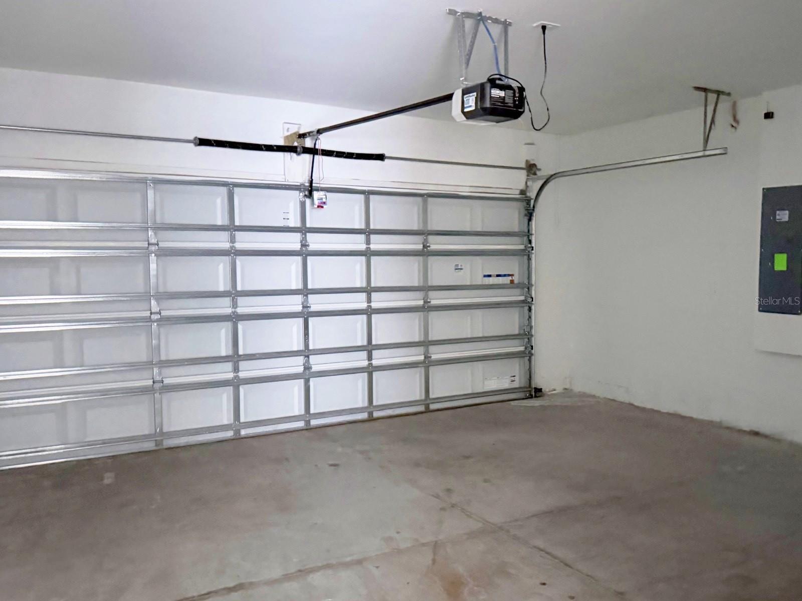 CASCADES PH IA & IB - Residential Lease