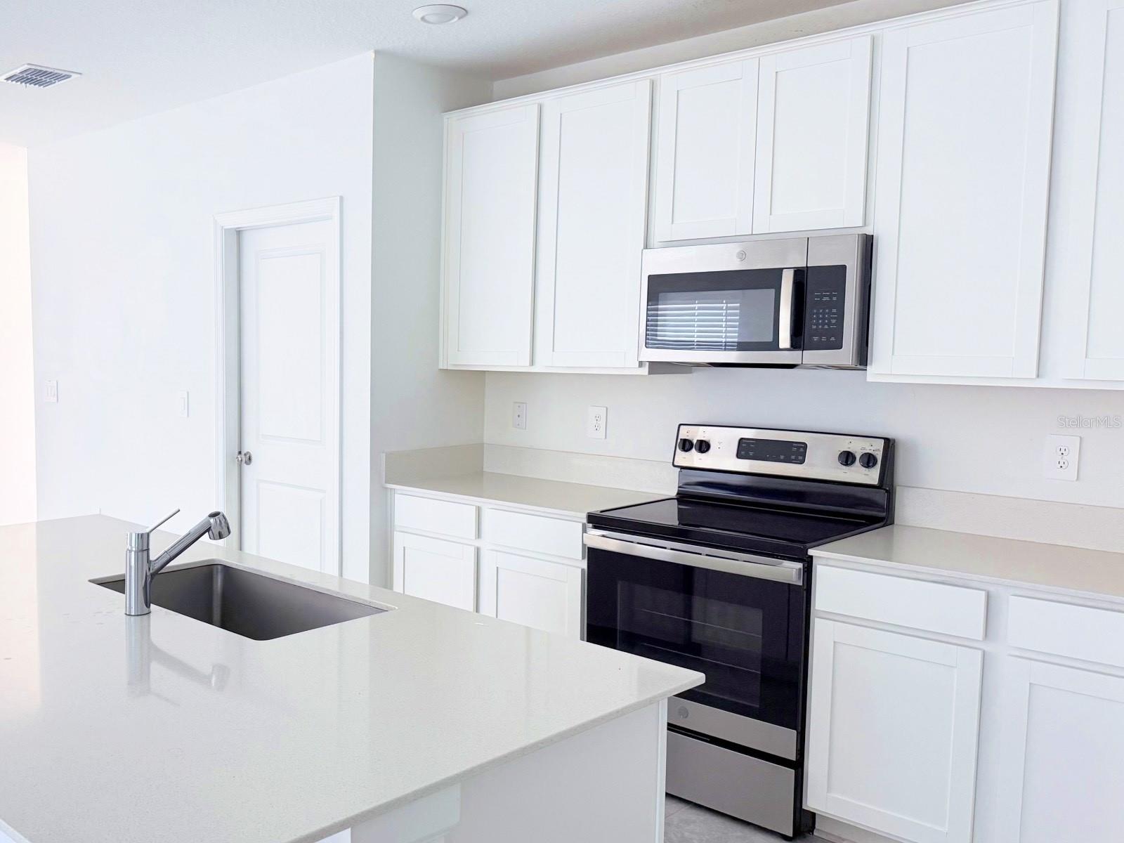 CASCADES PH IA & IB - Residential Lease