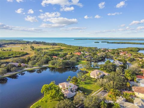 A home in PALMETTO