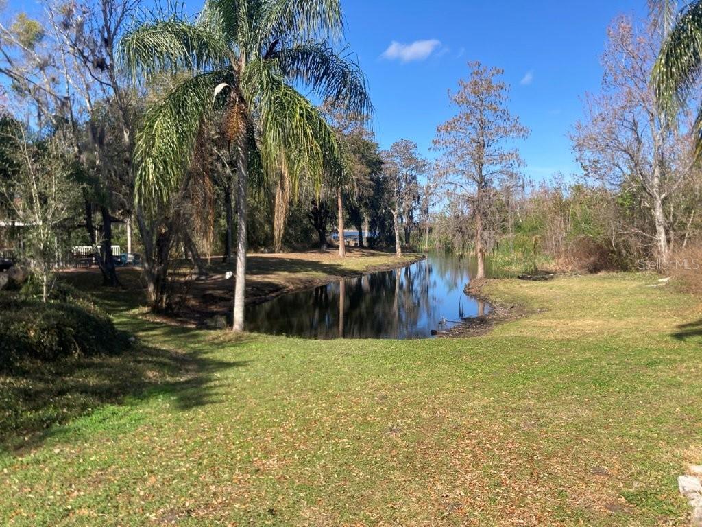 SUNERT LAKE - Residential