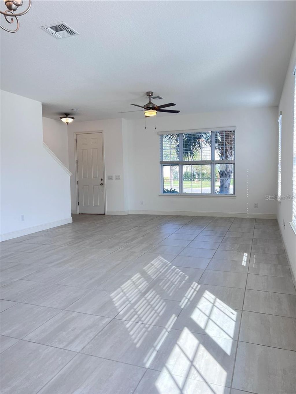 Photo of 6338 Hamlin Reserve Boulevard, Winter Garden, FL 34787 (MLS # O6405378)