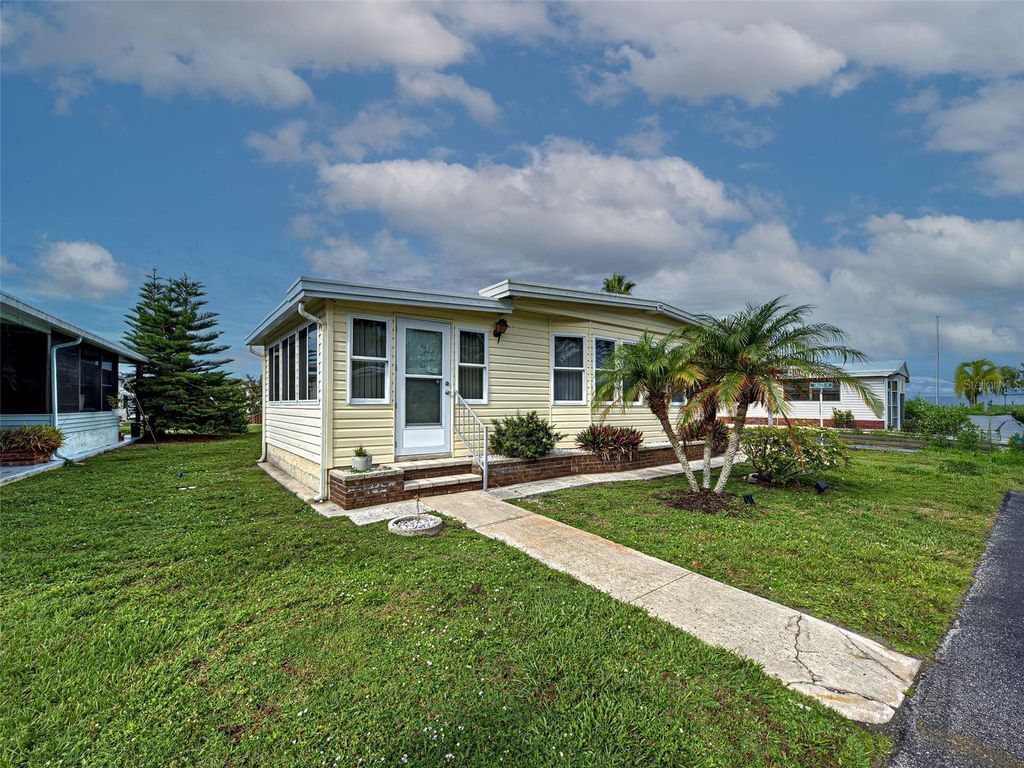 Photo of 140 N Fiji Circle, Englewood, FL 34223 (MLS # D6142912)