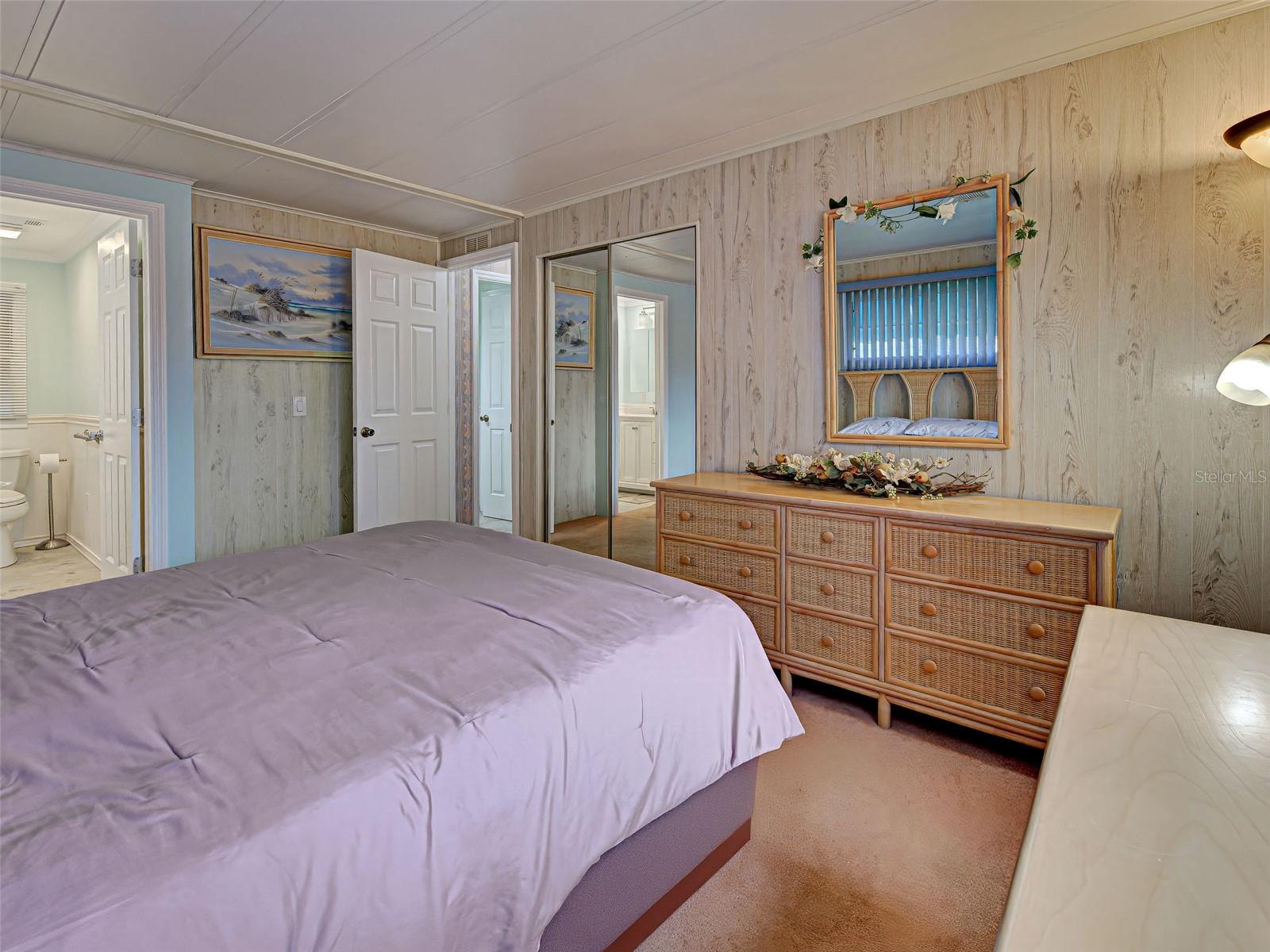 POLYNESIAN VILLAGE - Residential