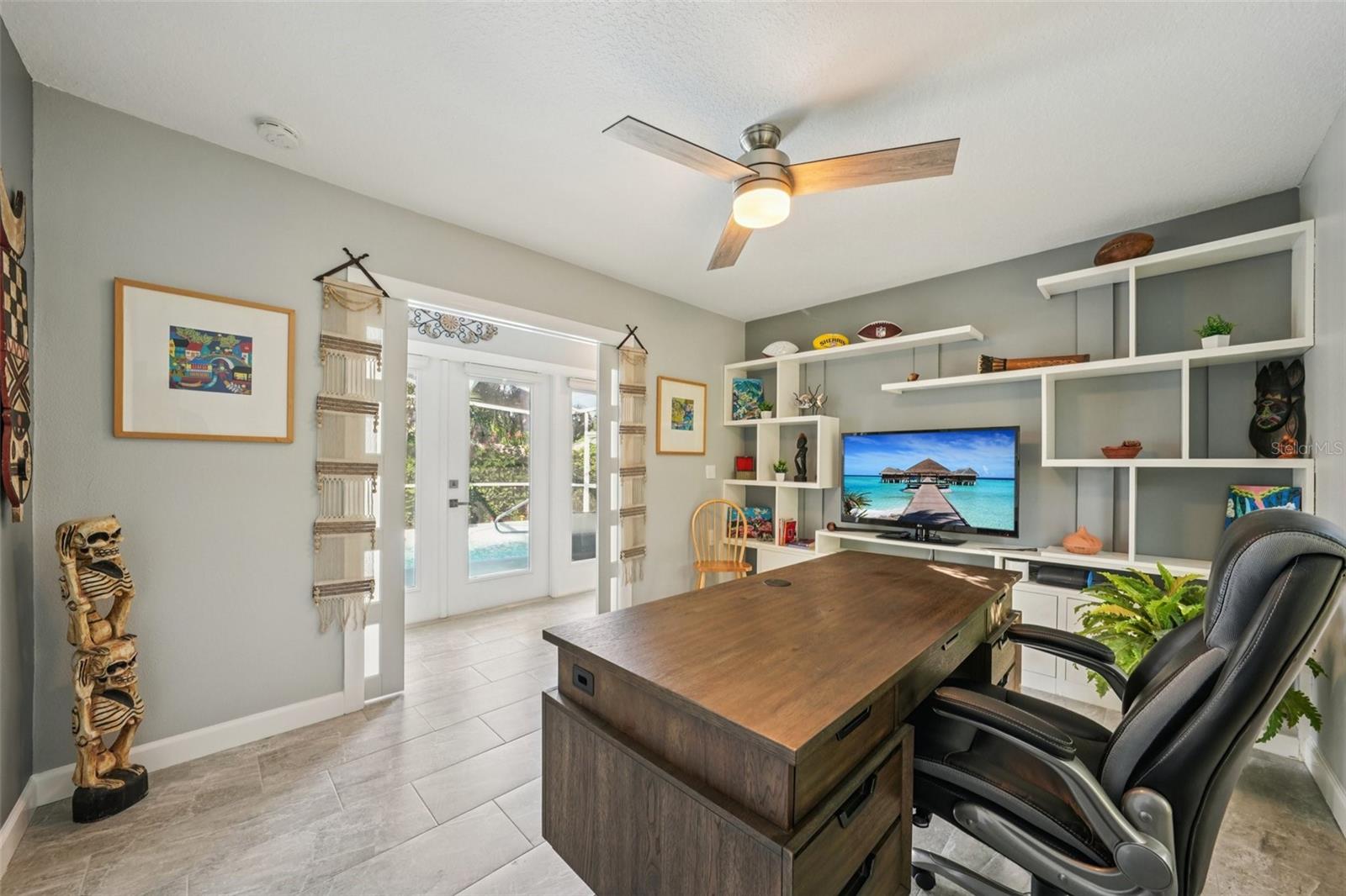 COLONIAL PARKS SUB - Residential