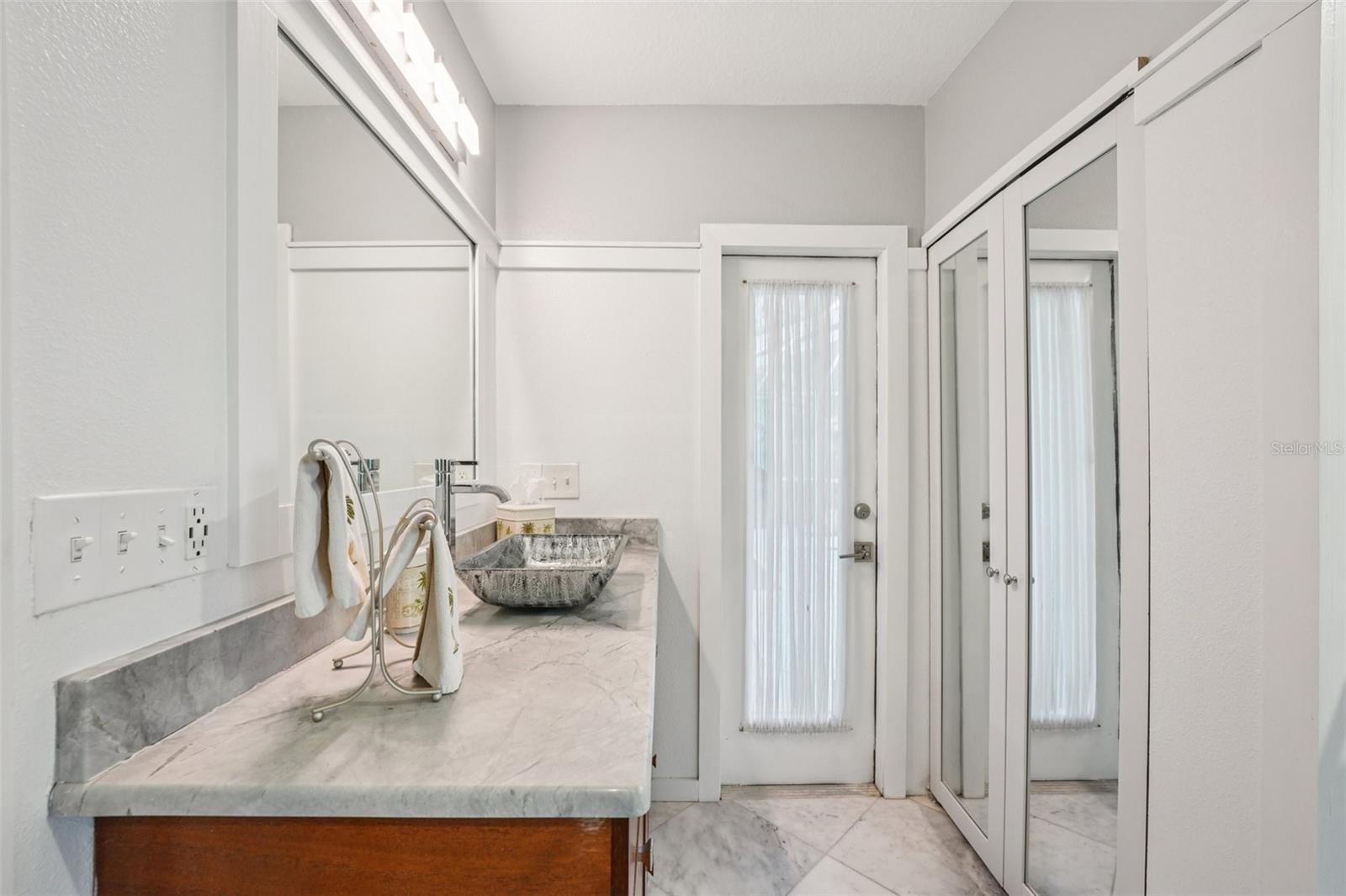 COLONIAL PARKS SUB - Residential