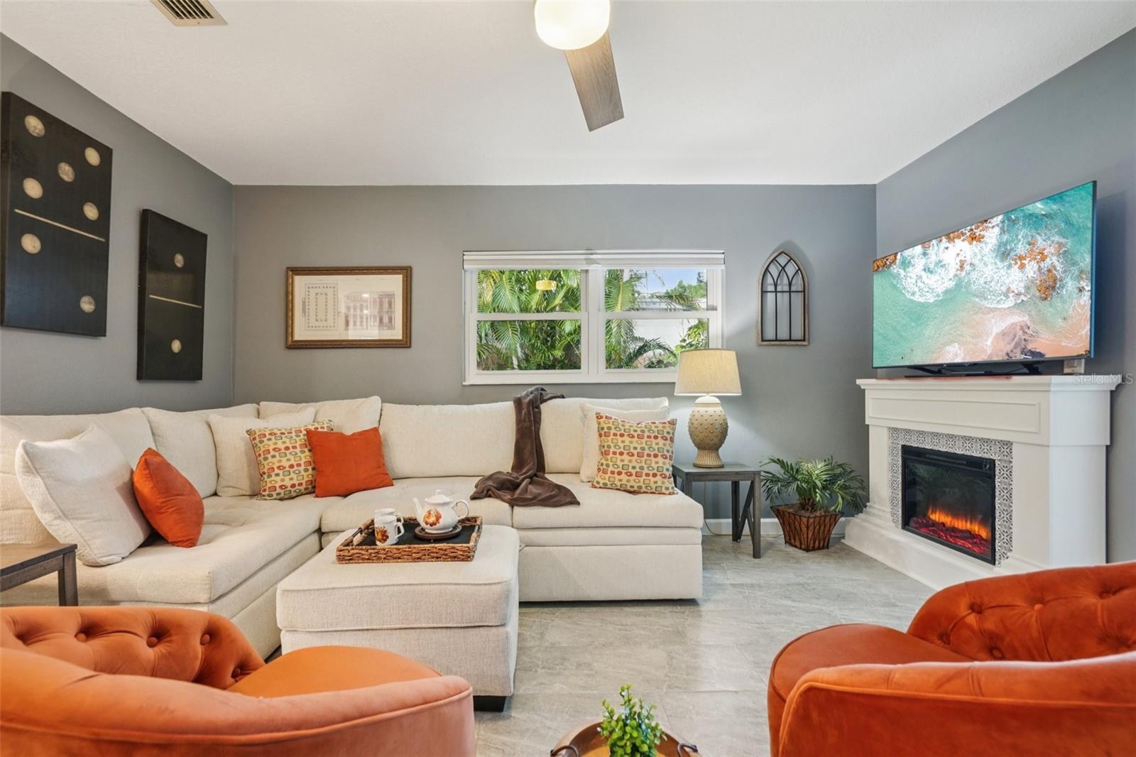 COLONIAL PARKS SUB - Residential