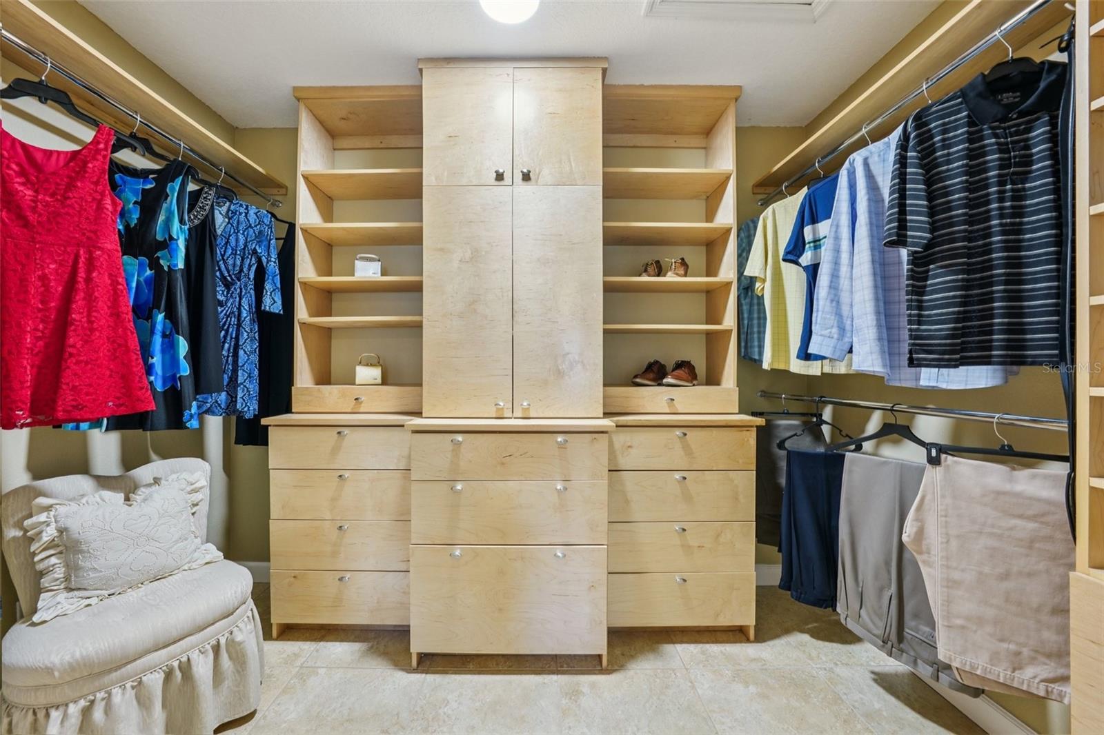 COLONIAL PARKS SUB - Residential