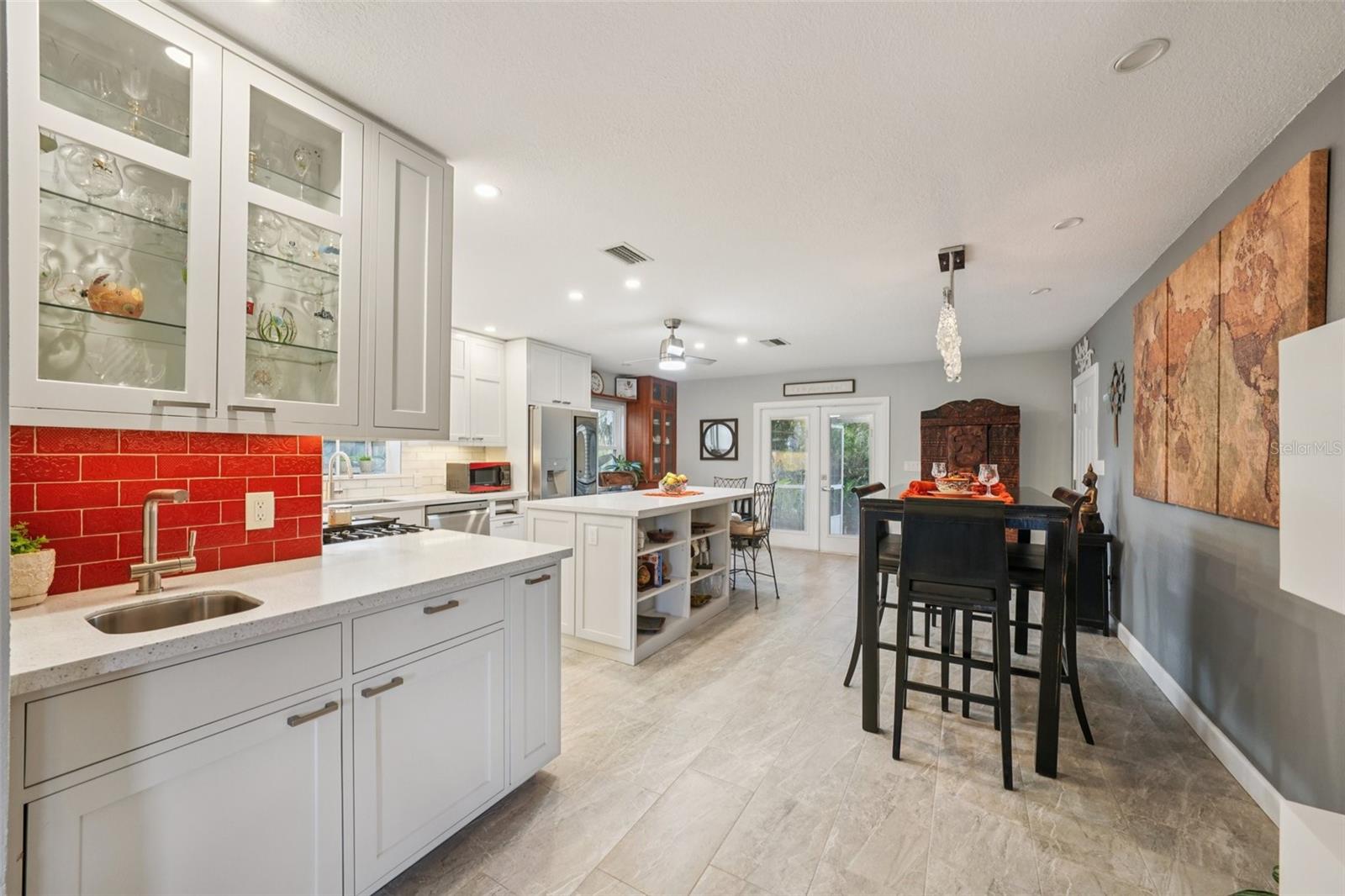 COLONIAL PARKS SUB - Residential