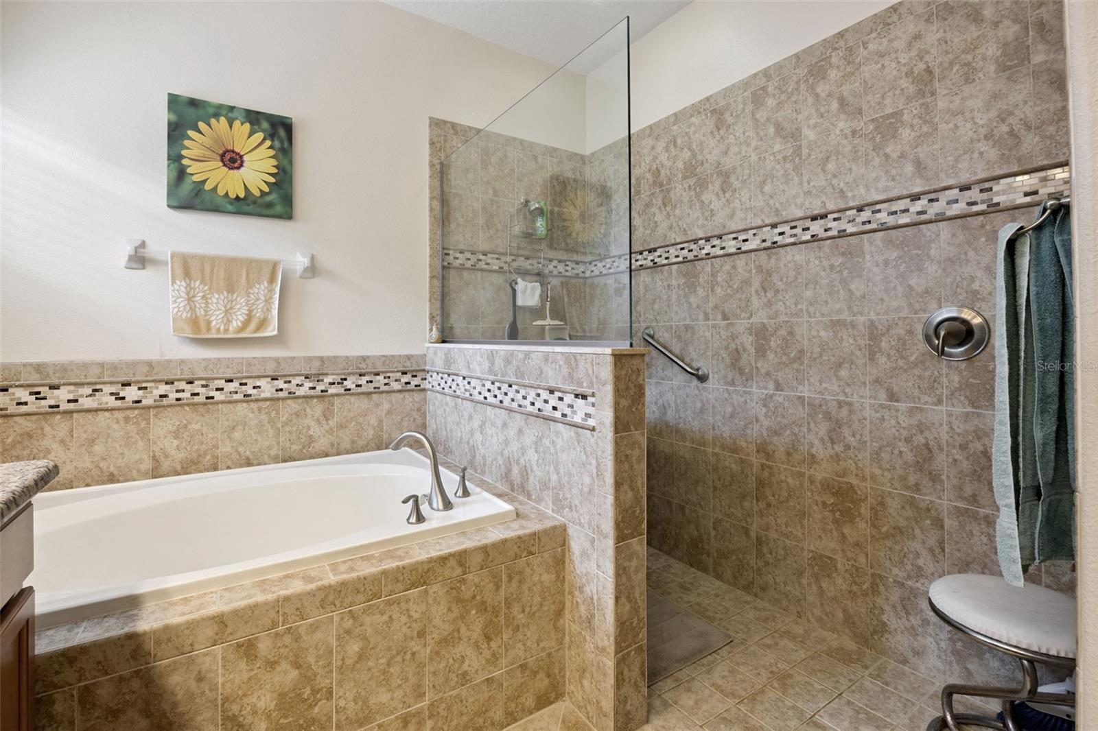 HERITAGE HILLS PH 01 - Residential