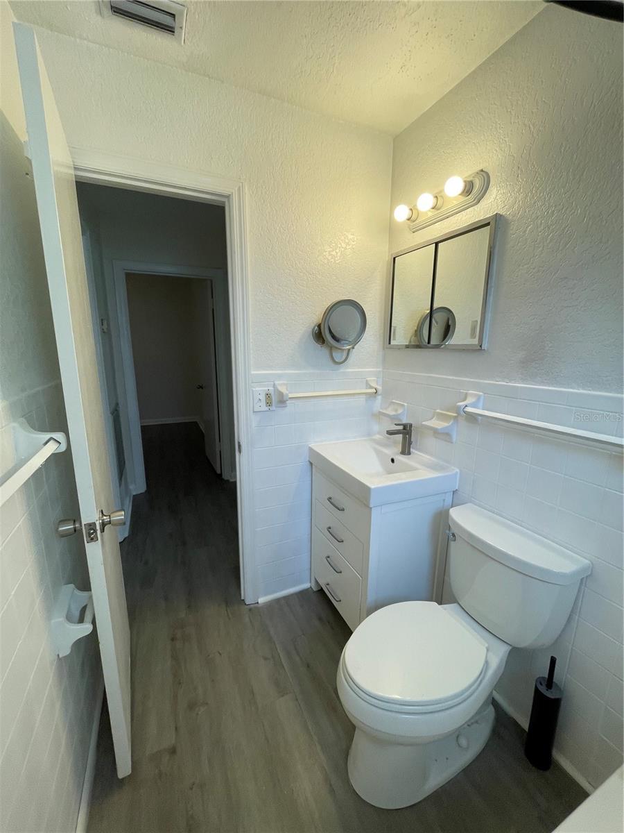 SUN RAY HOMES - Residential