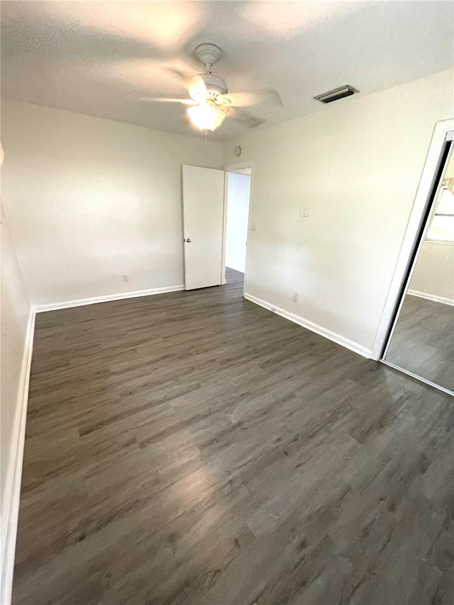 SUN RAY HOMES - Residential