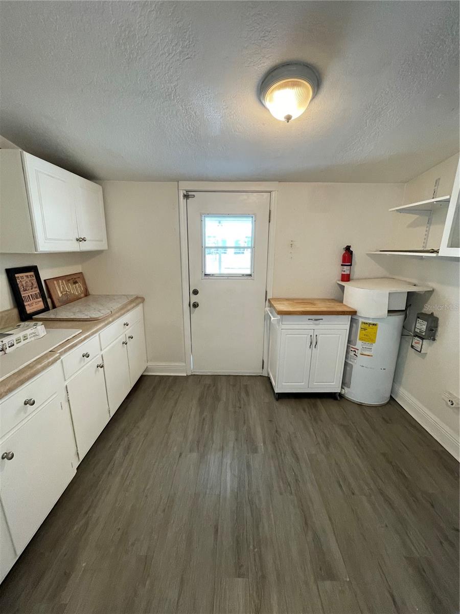 SUN RAY HOMES - Residential