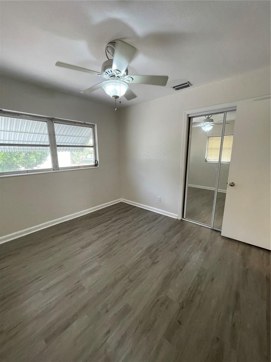 SUN RAY HOMES - Residential