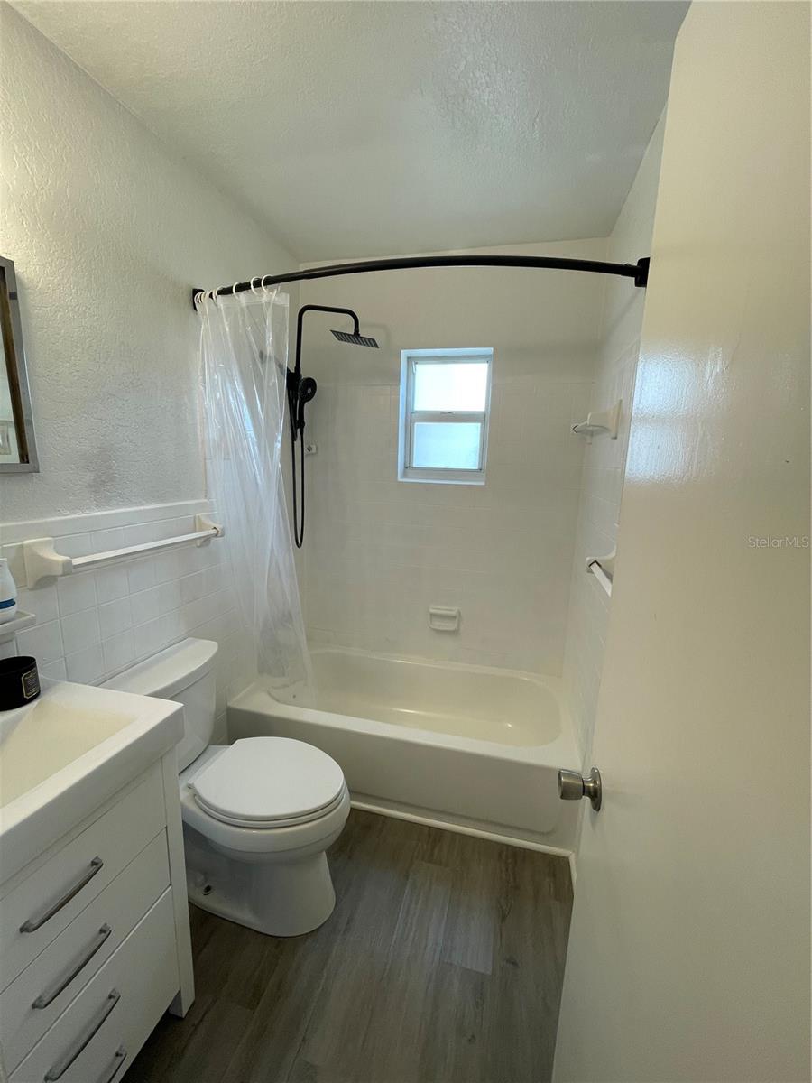 SUN RAY HOMES - Residential