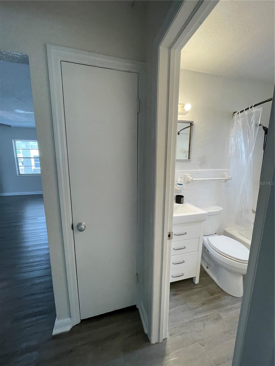 SUN RAY HOMES - Residential