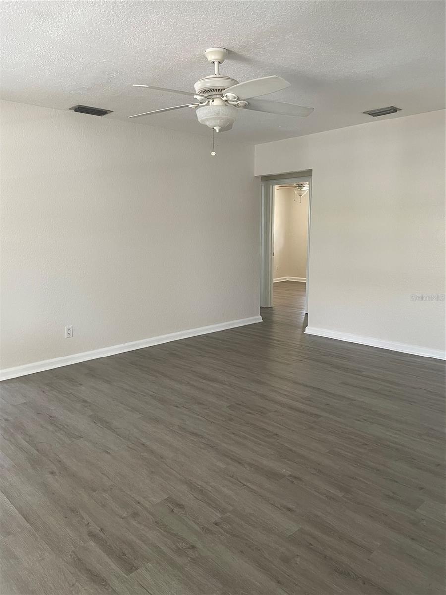 SUN RAY HOMES - Residential